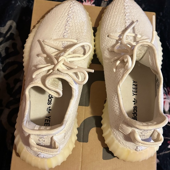 AUTHENTIC. Yeezy boost 350 v2 cream white, size 7.5 - Picture 14 of 16